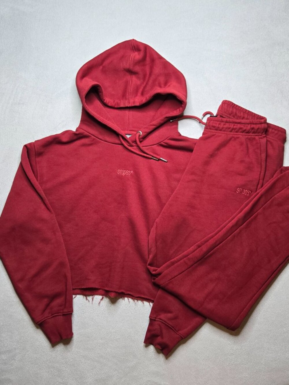 SNIPES Maroon Burgundy Crop Top Hoodie & Joggers Set - Size XL